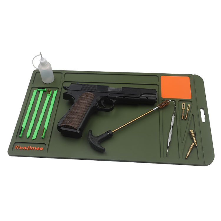 De Essential Gun Cleaning Mat: Bescherm je vuurwapen en werkruimte